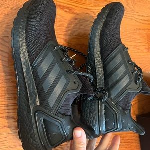 Adidas Ultraboost 20 7 1/2